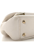 Caviar Quilted Medium Business Affinity Flap White