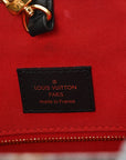 Reverse Monogram Giant Onthego MM