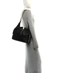 Caviar Quilted Medium CHNL 25 Handbag Black