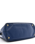 Saffiano Lux Medium Galleria Double Zip Tote Bluette