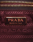 Velvet Mini Re-Edition 2005 Shoulder Bag Red