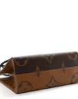Reverse Monogram Giant Onthego MM