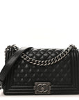 Caviar Quilted Medium Boy Flap Black