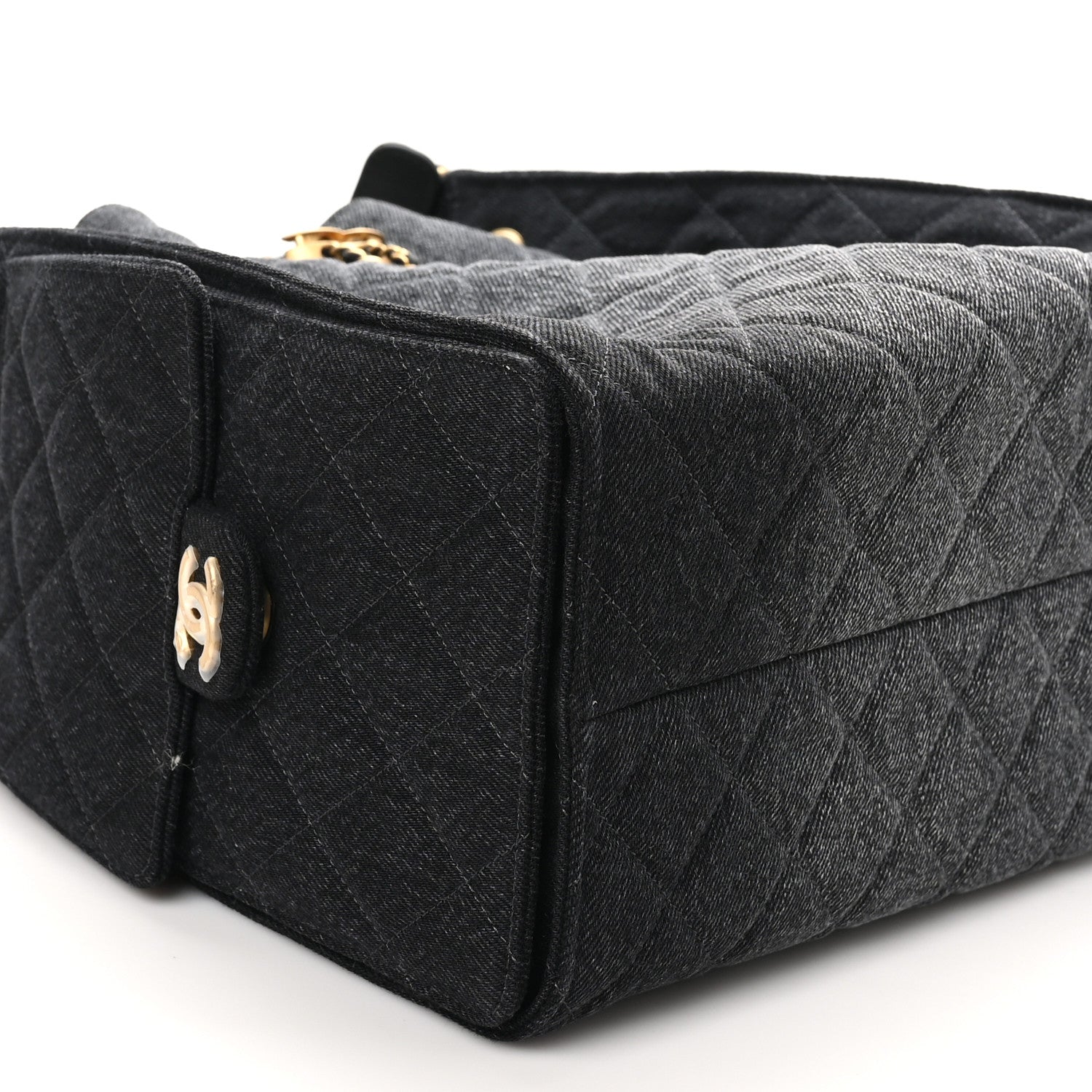 Washed Denim Quilted Medium CHNL 25 Handbag Black