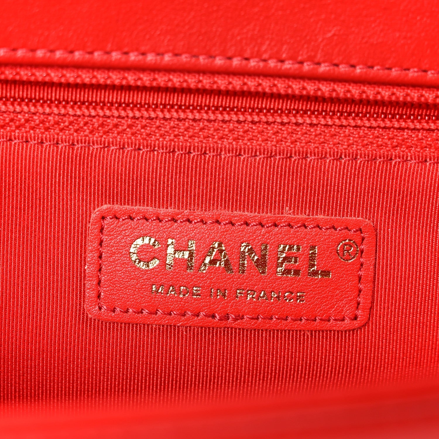 Lambskin Quilted New Medium Boy Flap Red