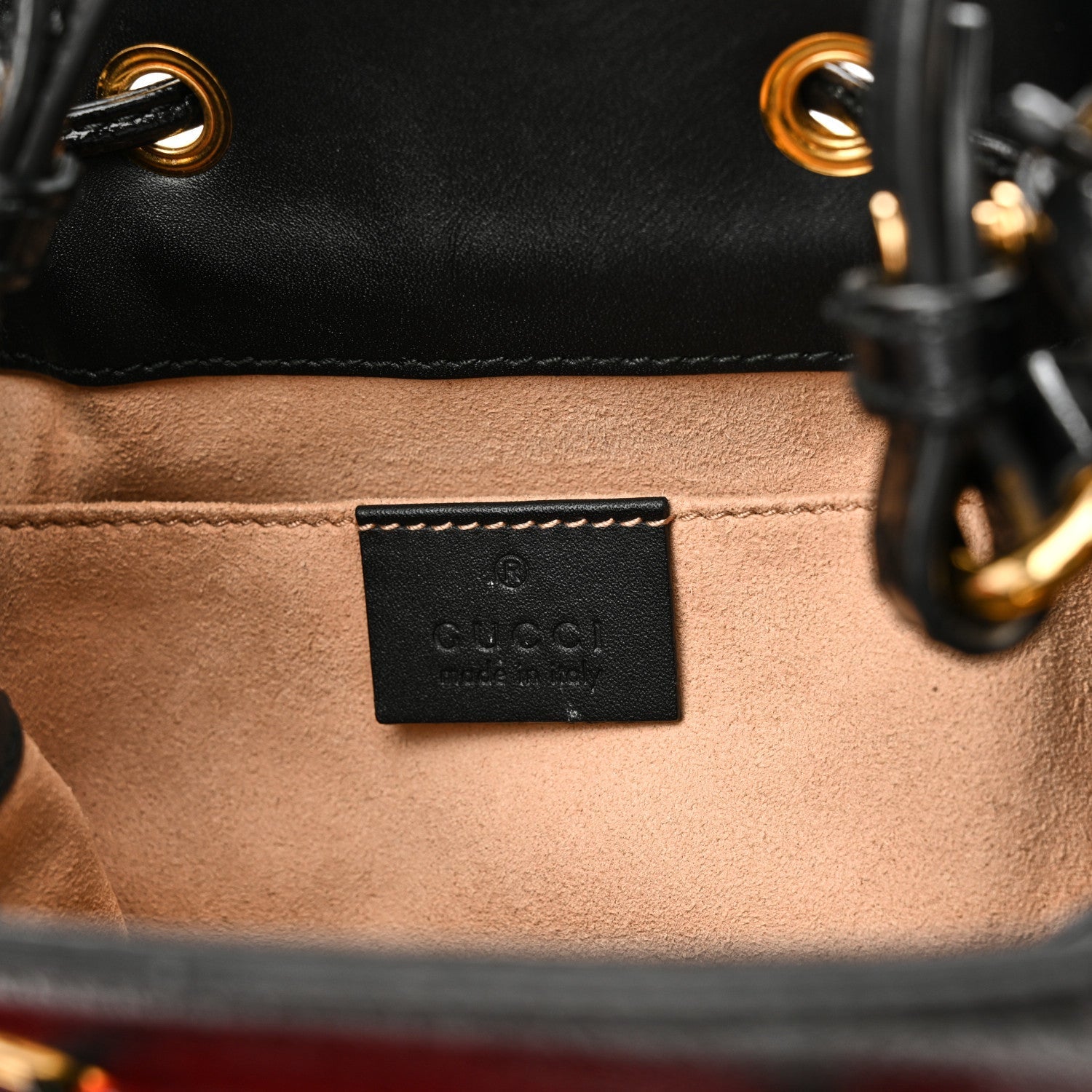 Suede Patent Web Small Ophidia Bucket Bag Hibiscus Red Black
