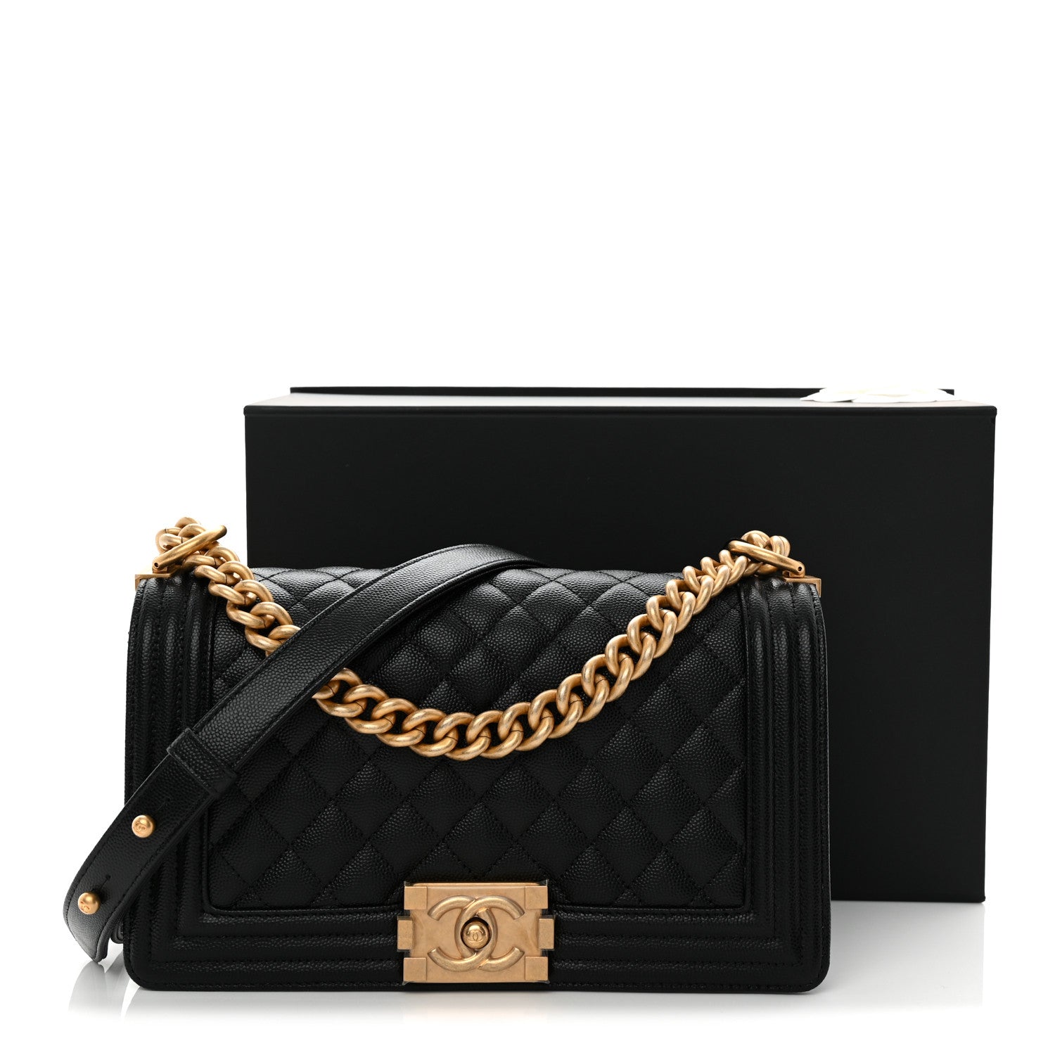 Caviar Quilted Medium Boy Flap Black