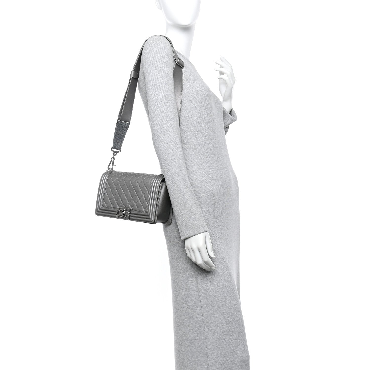 Metallic Lambskin Stingray Quilted Medium Boy Flap Silver