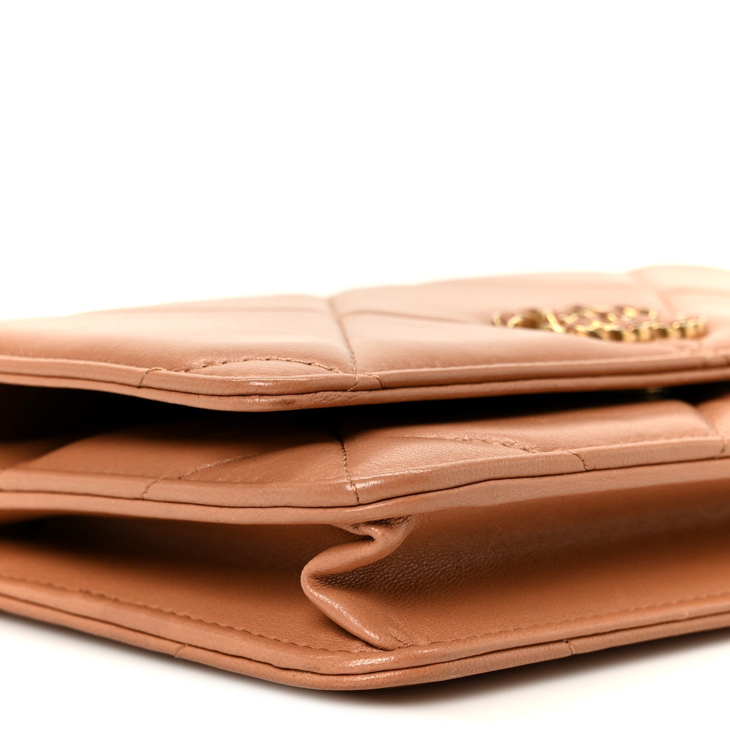 Lambskin Quilted CHNL 19 Wallet On Chain WOC Brown