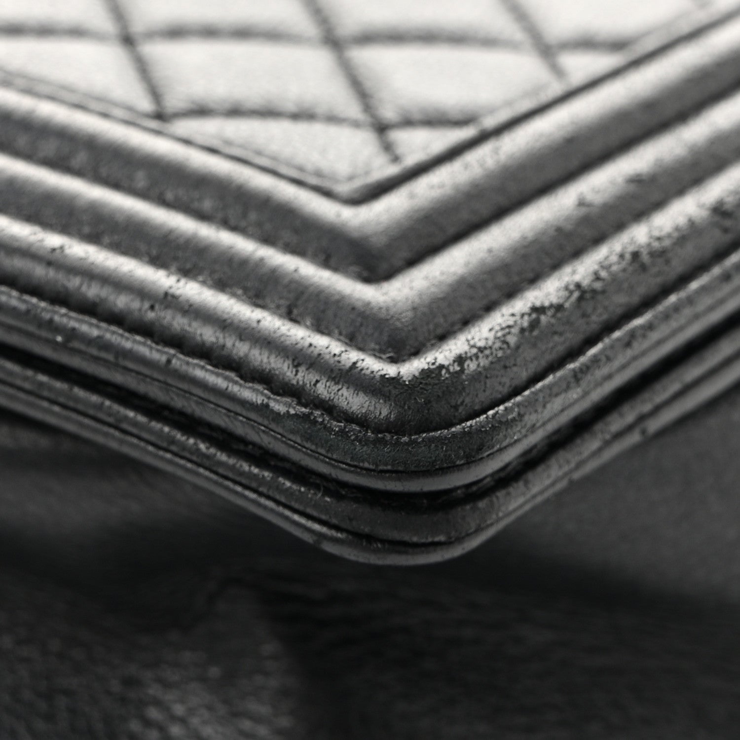 Calfskin Quilted Large Boy Flap Black