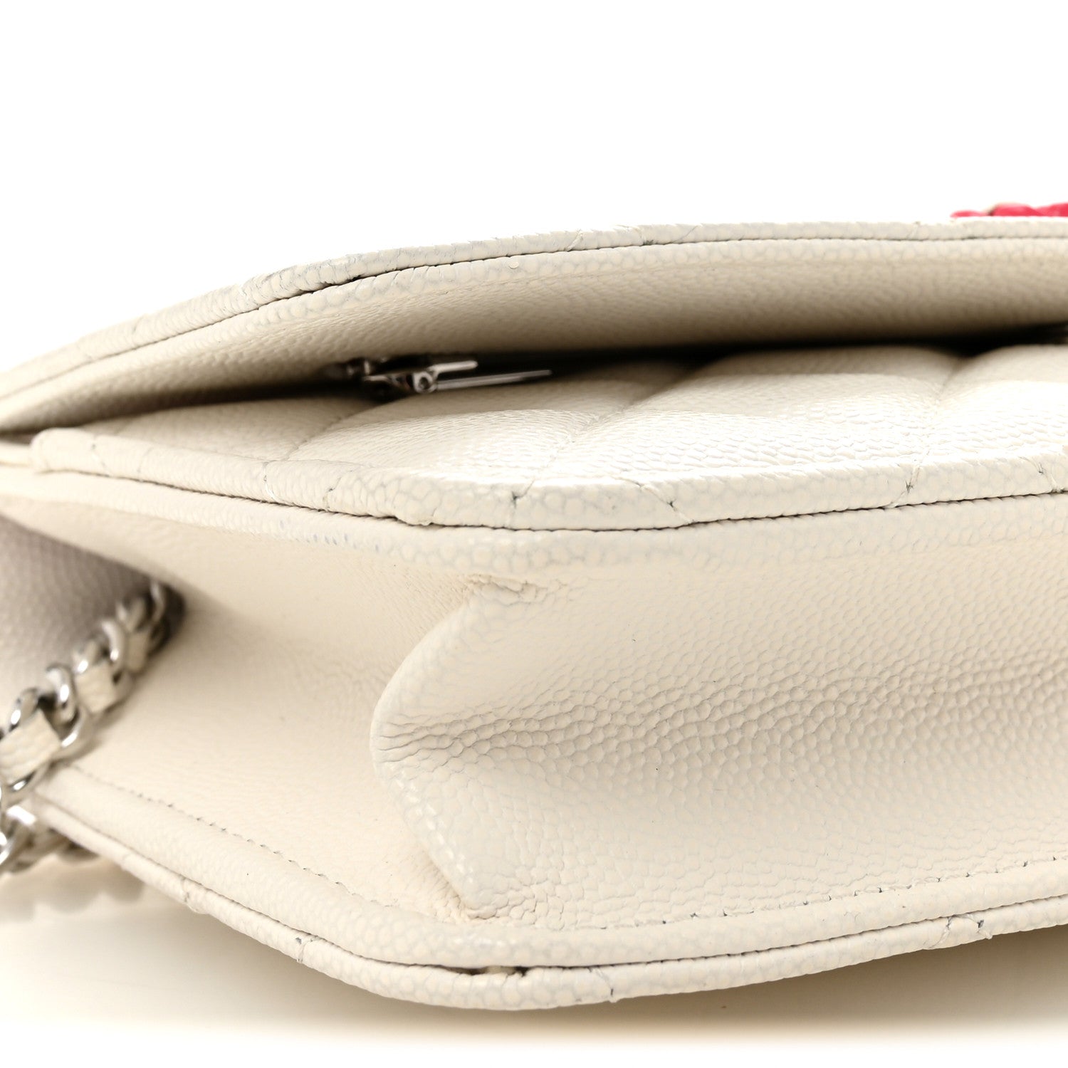 Caviar Quilted CHNL 19 Wallet On Chain WOC White Pink