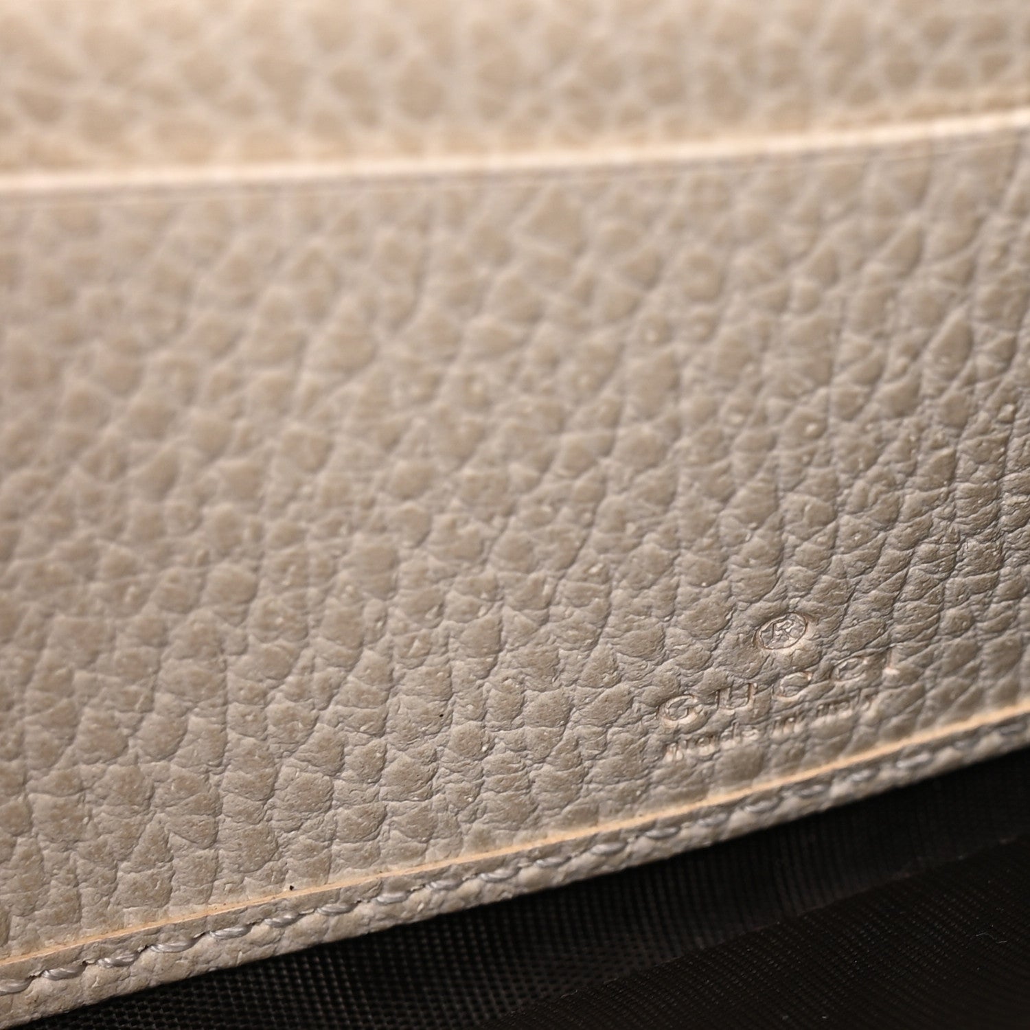 Dollar Calfskin GG Supreme Monogram Petite GG Marmont Wallet Chain Bag Mystic White Beige Ebony