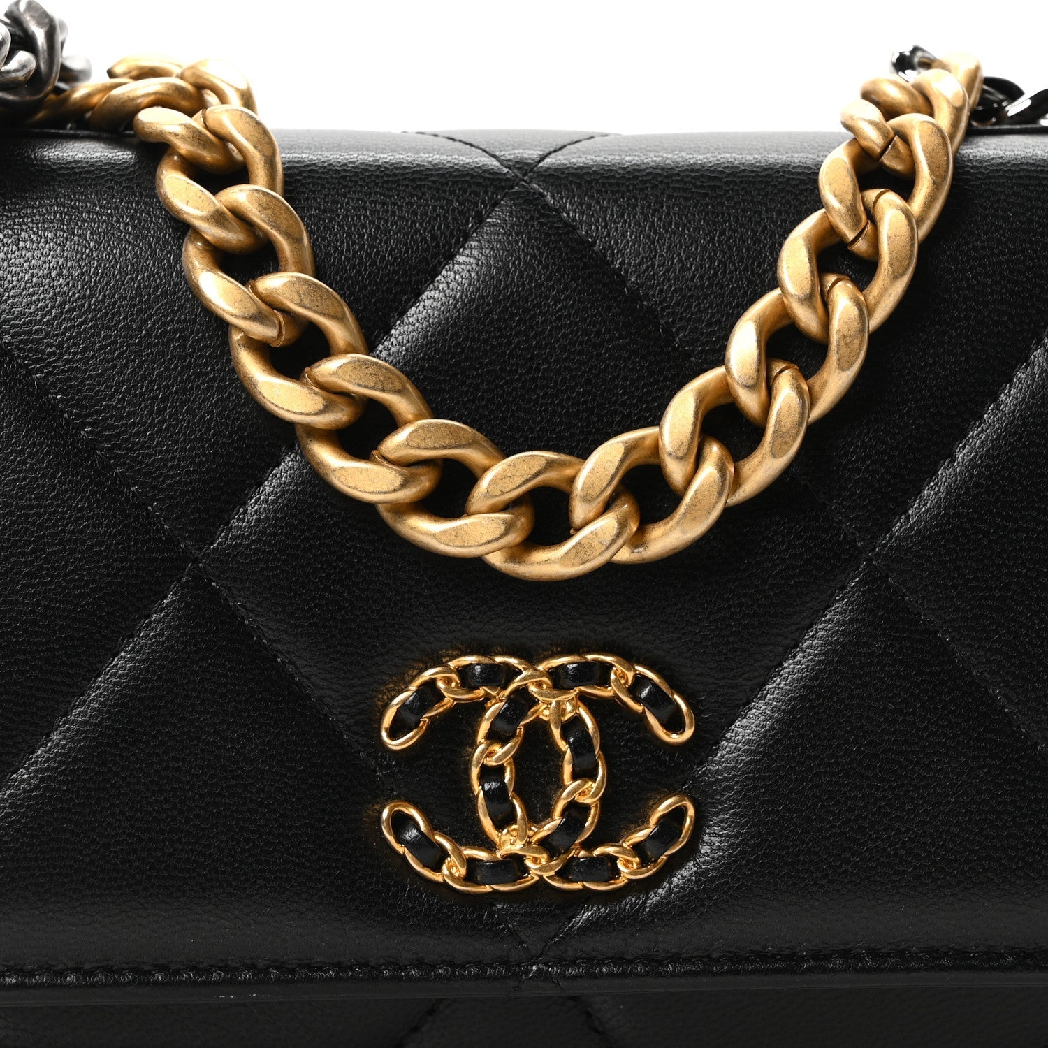 Lambskin Quilted CHNL 19 Wallet On Chain WOC Black