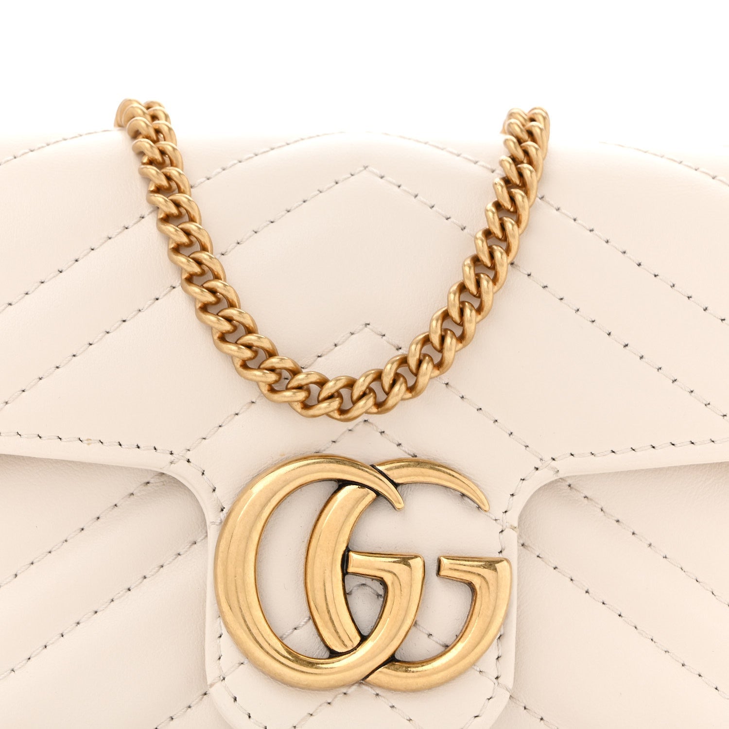 Calfskin Matelasse Super Mini GG Marmont Shoulder Bag White