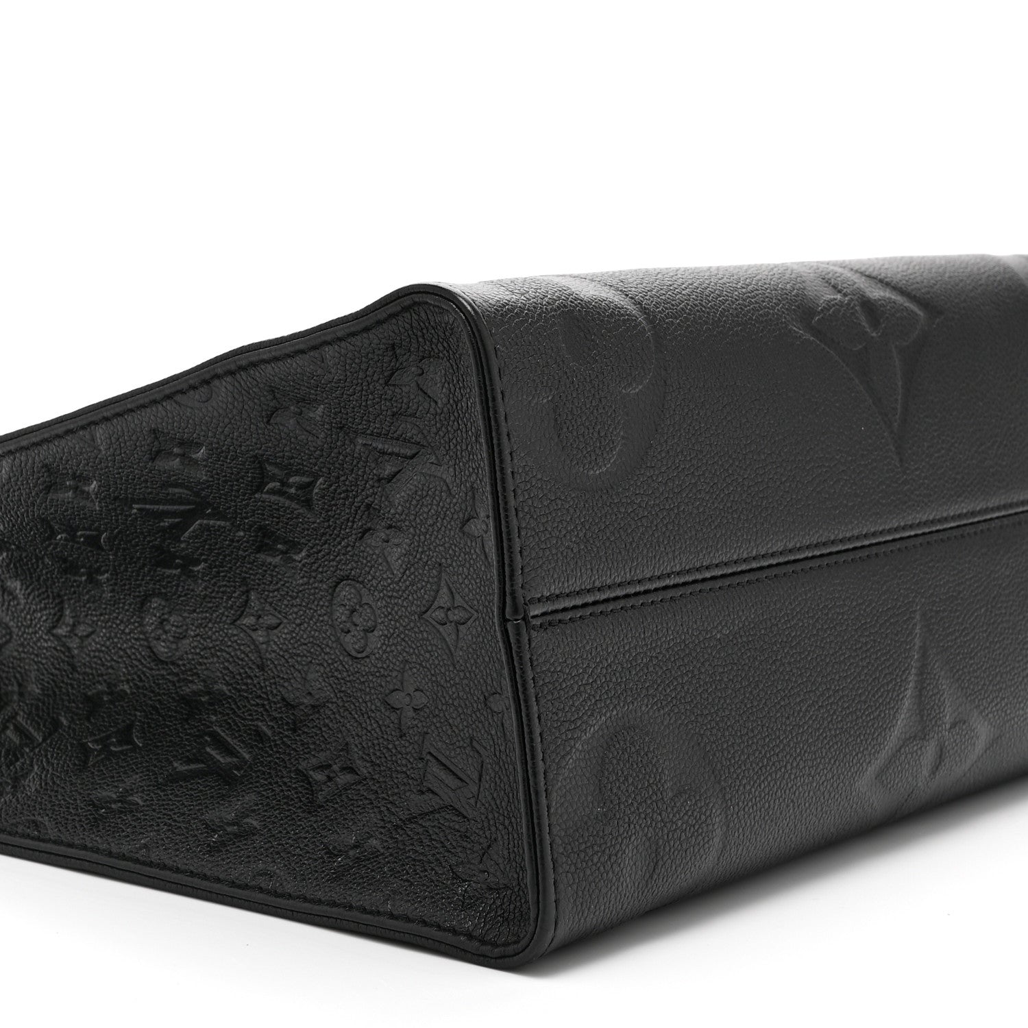 Empreinte Monogram Giant Onthego MM Black