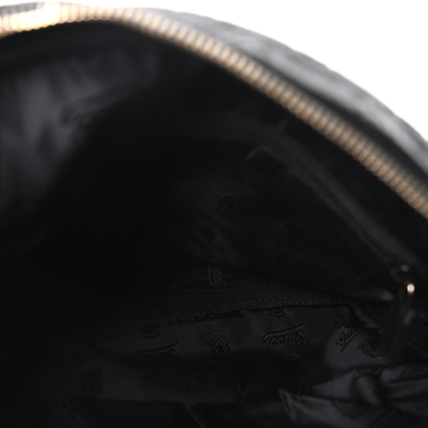 GCCIssima Flat Messenger Bag Black
