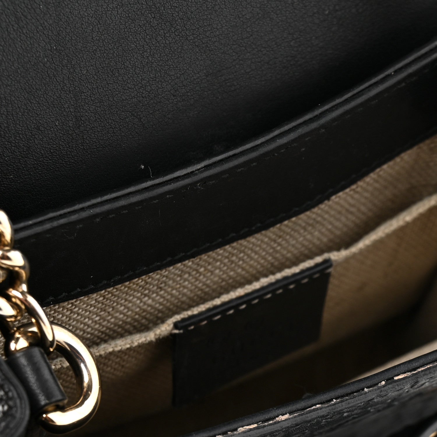 MicroGCCIssima Mini Emily Chain Shoulder Bag Black