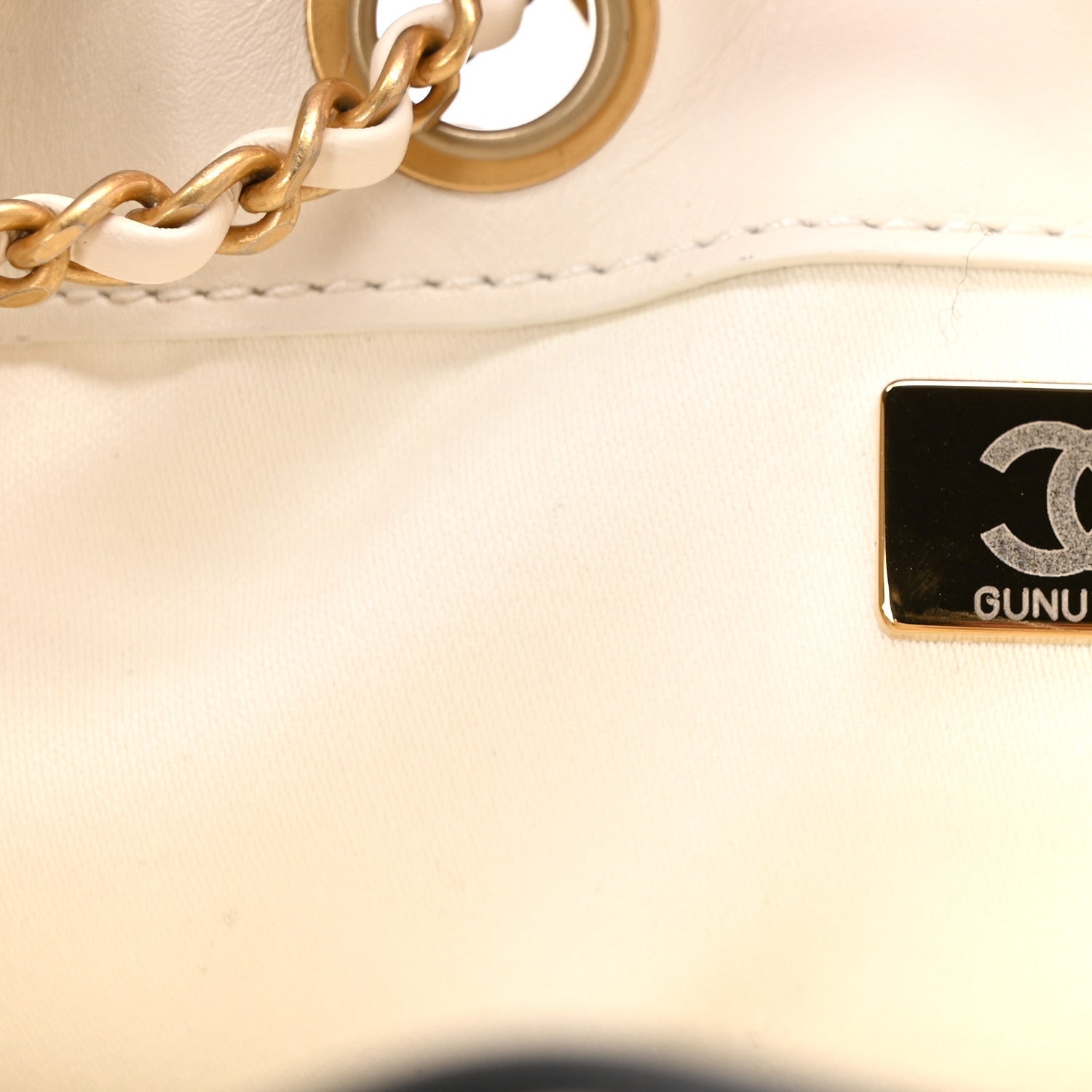 Braided Raffia Calfskin Quilted Small CHNL 25 Handbag White Black