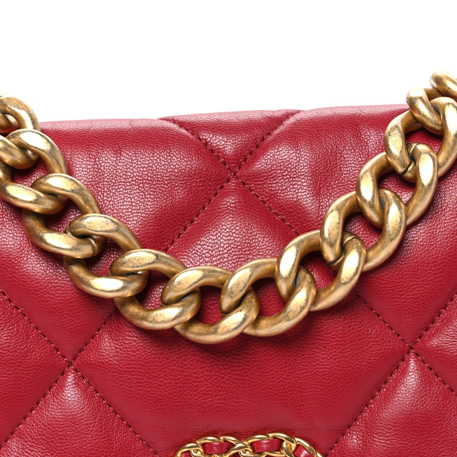 Lambskin Quilted Large CHNL 19 Flap Red