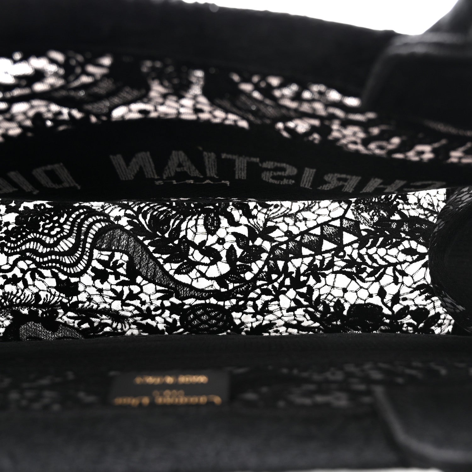 Embroidered 3D Macrame D-Lace Sun Medium Book Tote Black