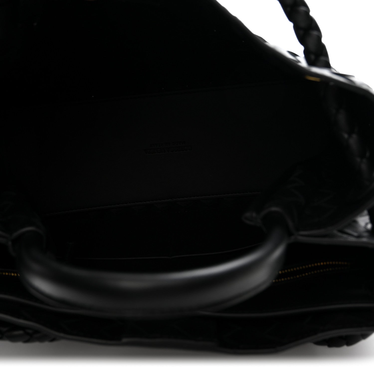 Nappa Intrecciato Medium Andiamo Shoulder Bag Black
