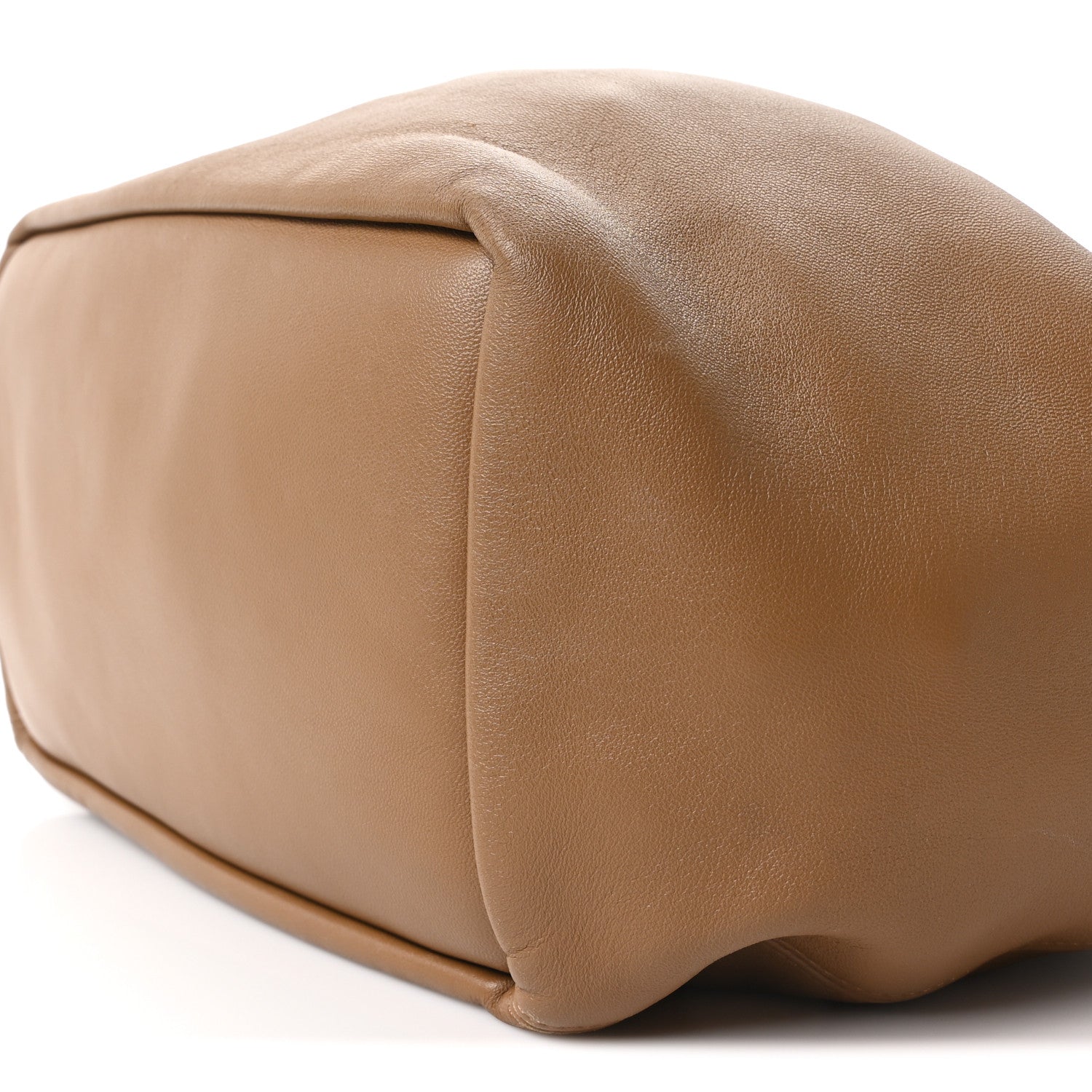 Mellow Nappa Medium Squeeze Bag Oak