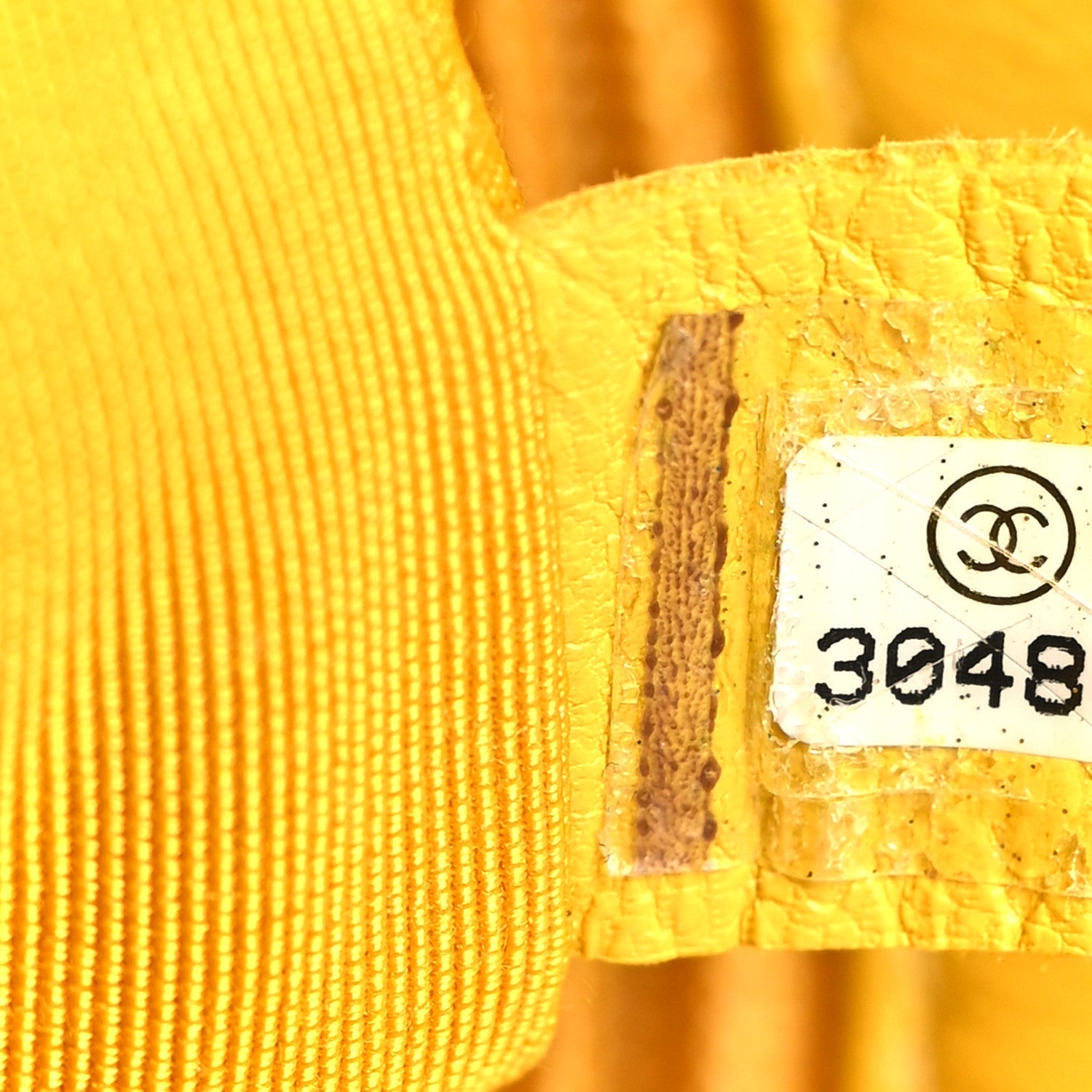 Shiny Goatskin Quilted Medium CHNL 19 Flap Yellow