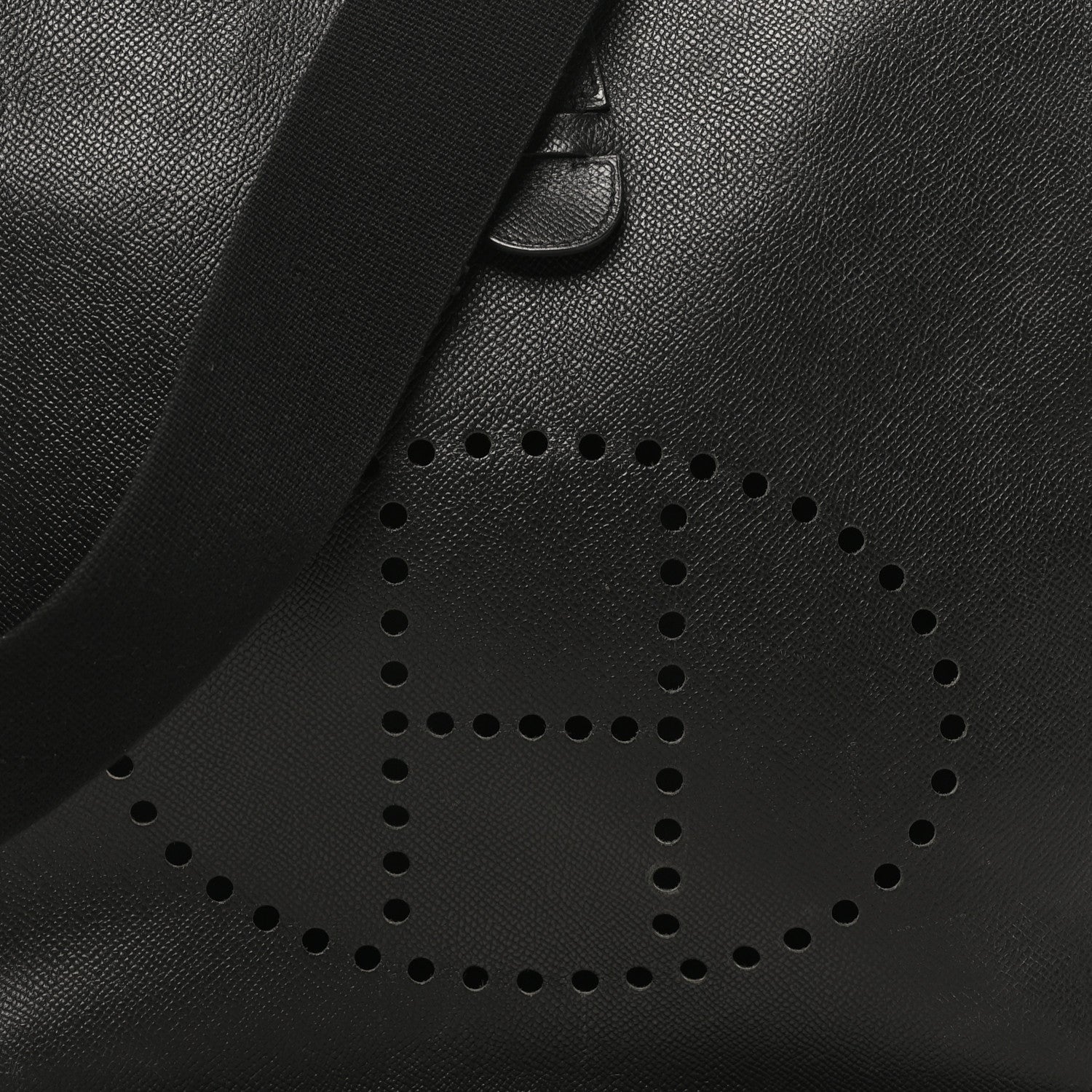Epsom Evelyne III GM Black