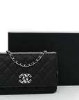 Caviar Quilted CHNL 19 Wallet On Chain WOC Black White