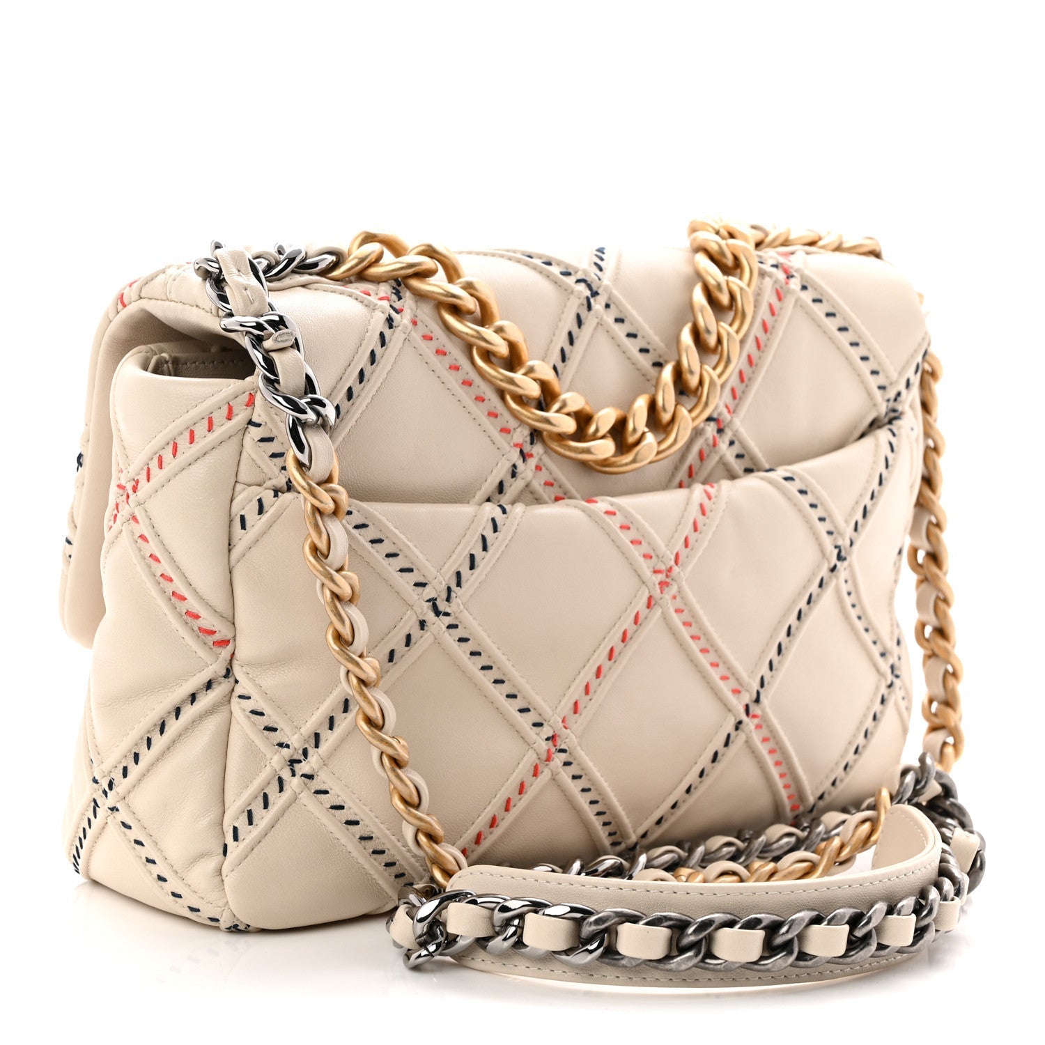 Lambskin Mixed Fibers Quilted Medium CHNL 19 Flap Beige