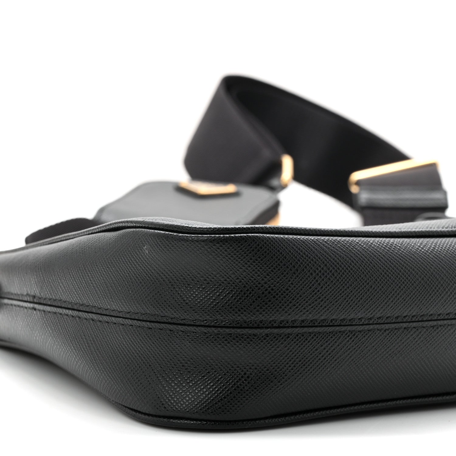 Saffiano Lux Re-Edition 2005 Shoulder Bag Black