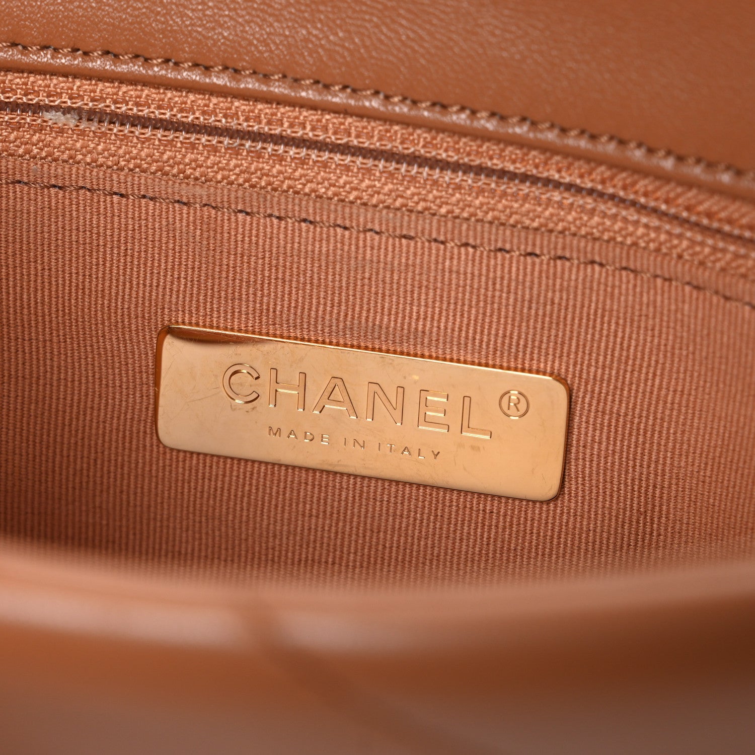 Lambskin Quilted Medium CHNL 19 Flap Brown