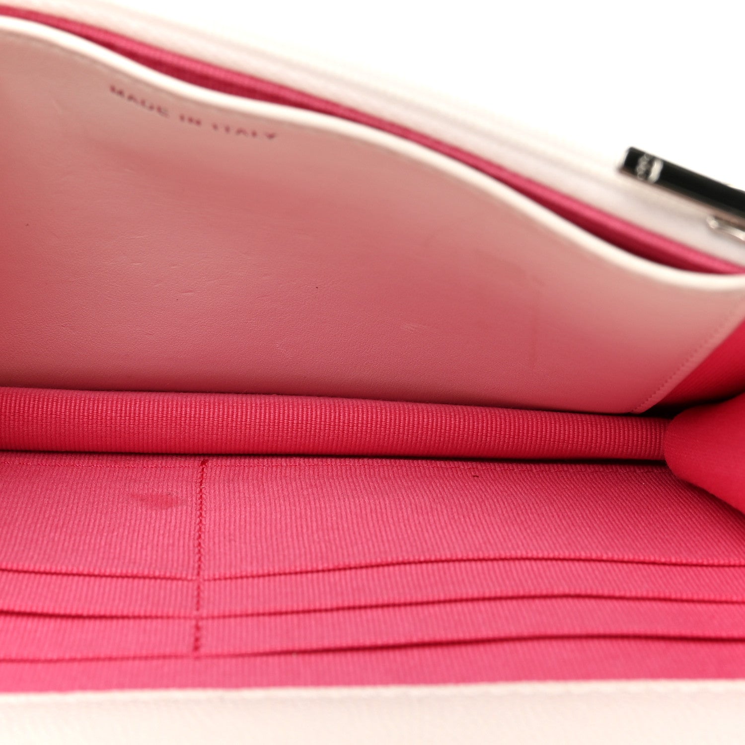 Caviar Quilted CHNL 19 Wallet On Chain WOC White Pink