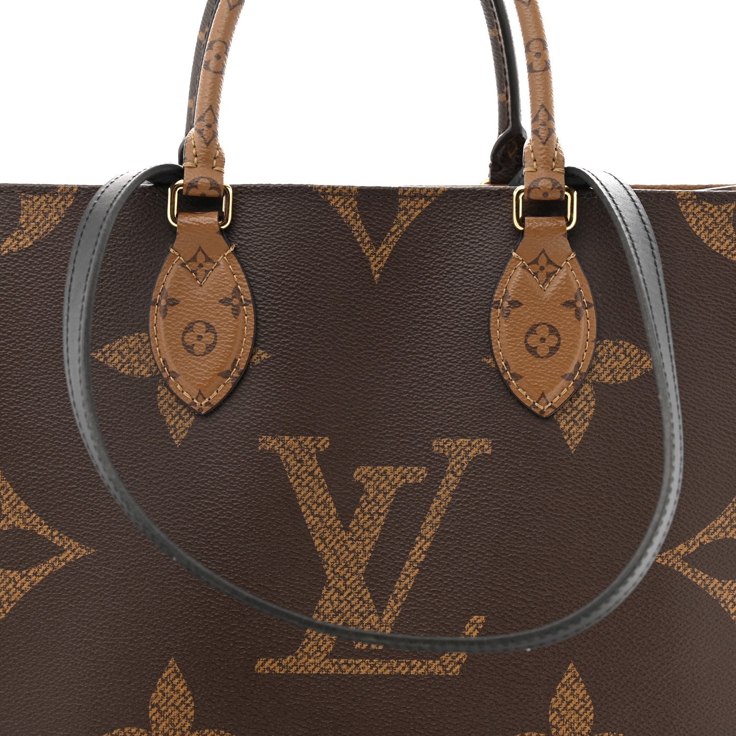 Reverse Monogram Giant Onthego MM