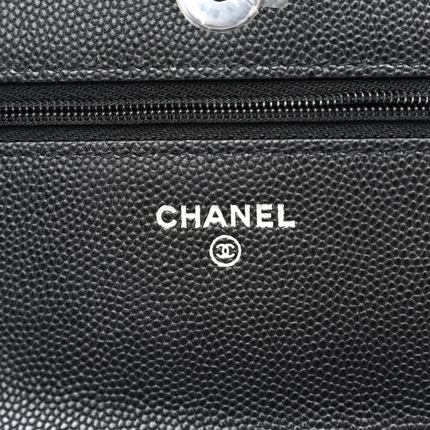 Caviar Quilted CHNL 19 Wallet On Chain WOC Black White