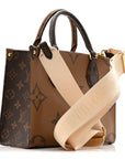 Reverse Monogram Giant Onthego PM