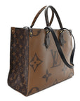 Reverse Monogram Giant Onthego MM