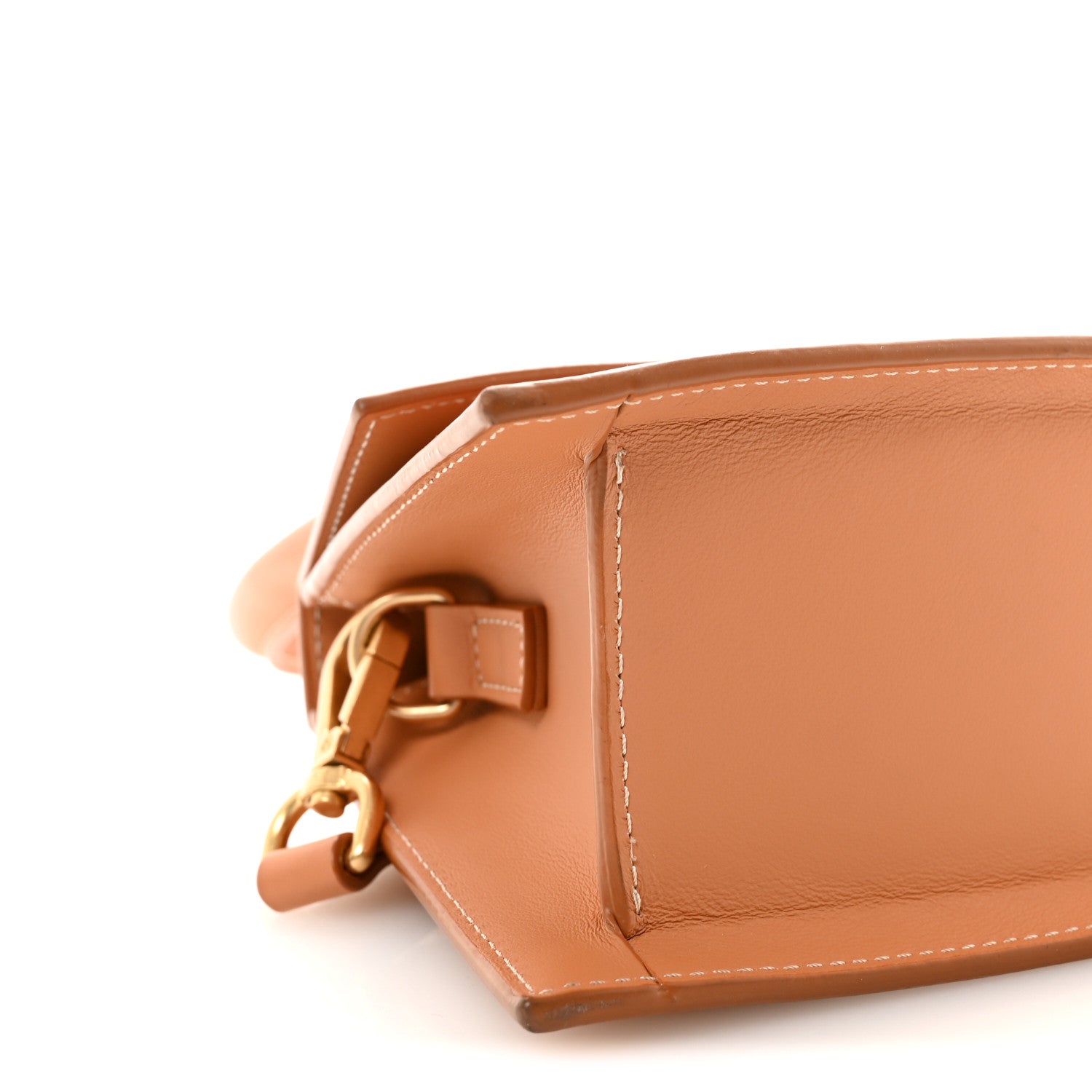 Smooth Calfskin Le Chiquito Moyen Terracotta