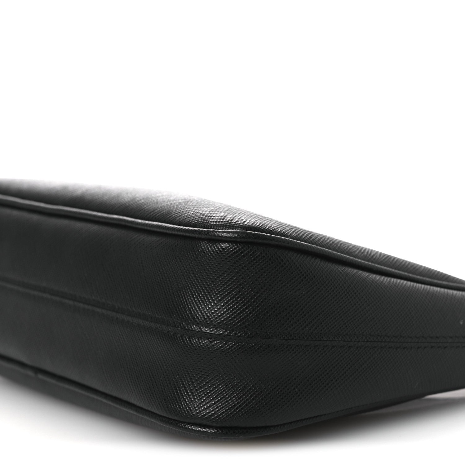 Saffiano Lux Re-Edition 2005 Shoulder Bag Black