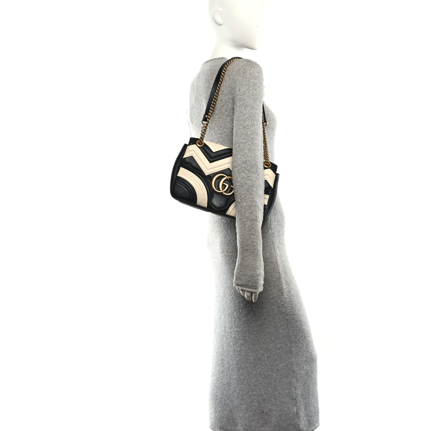 Calfskin Matelasse Medium GG Marmont Shoulder Bag Black White