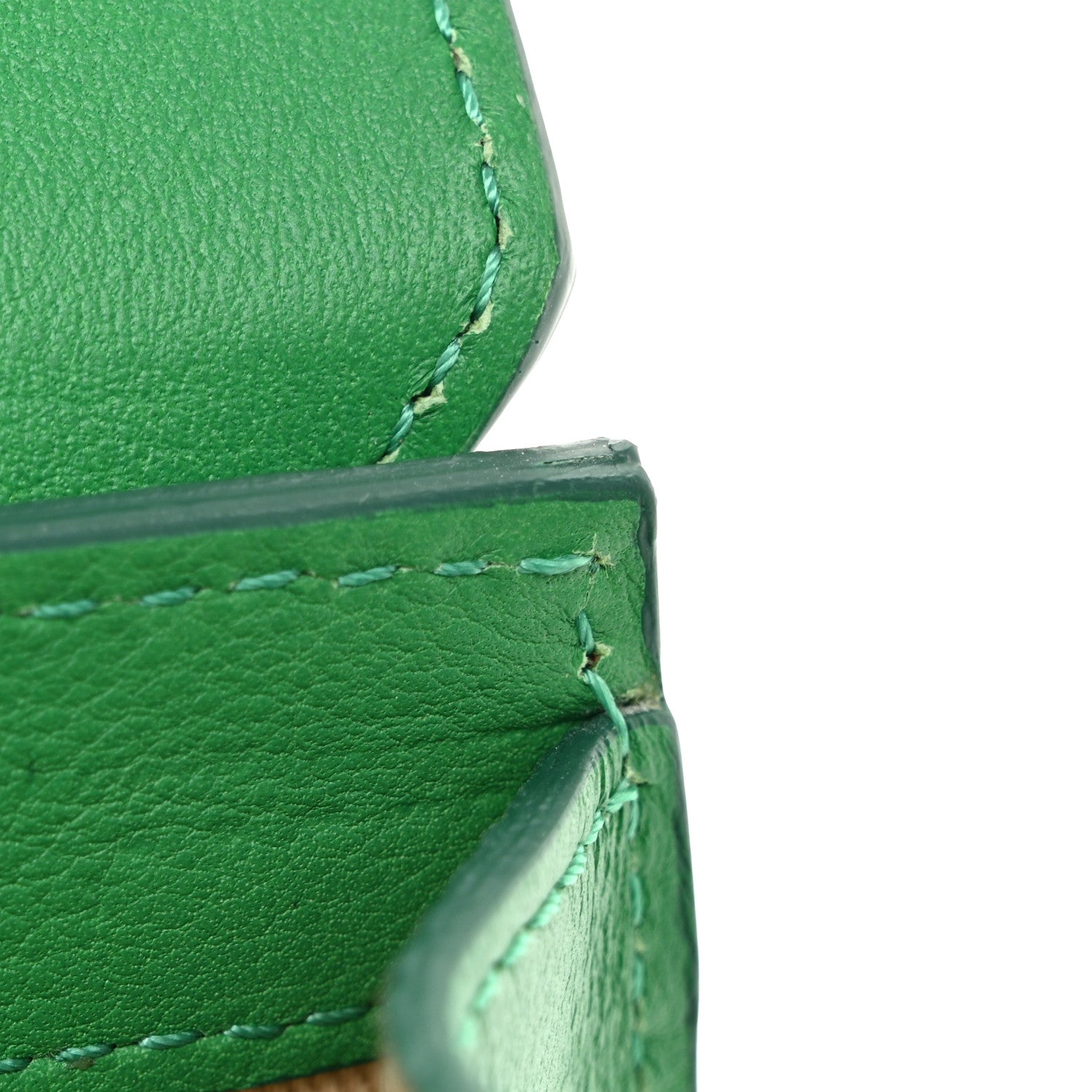 Smooth Calfskin Le Chiquito Moyen Green
