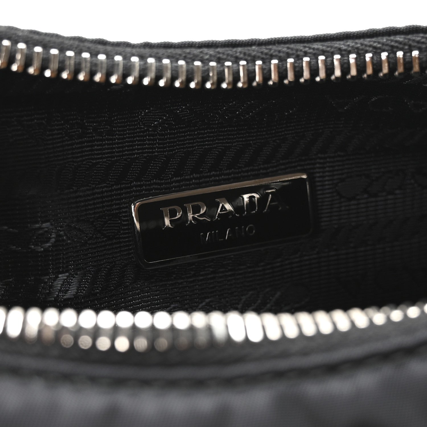 Re-Nylon Saffiano Re-Edition 2005 Shoulder Bag Black