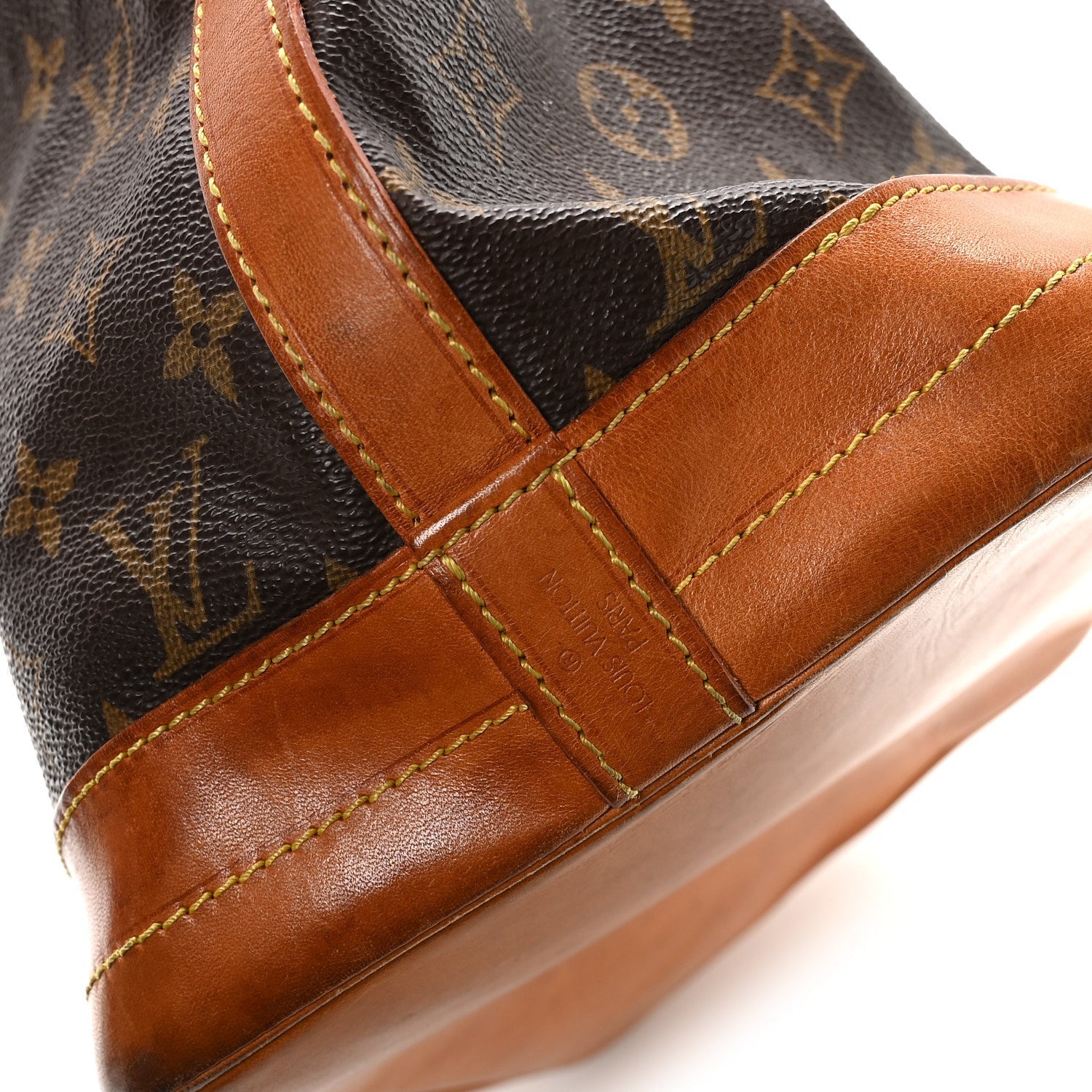 Monogram Noe