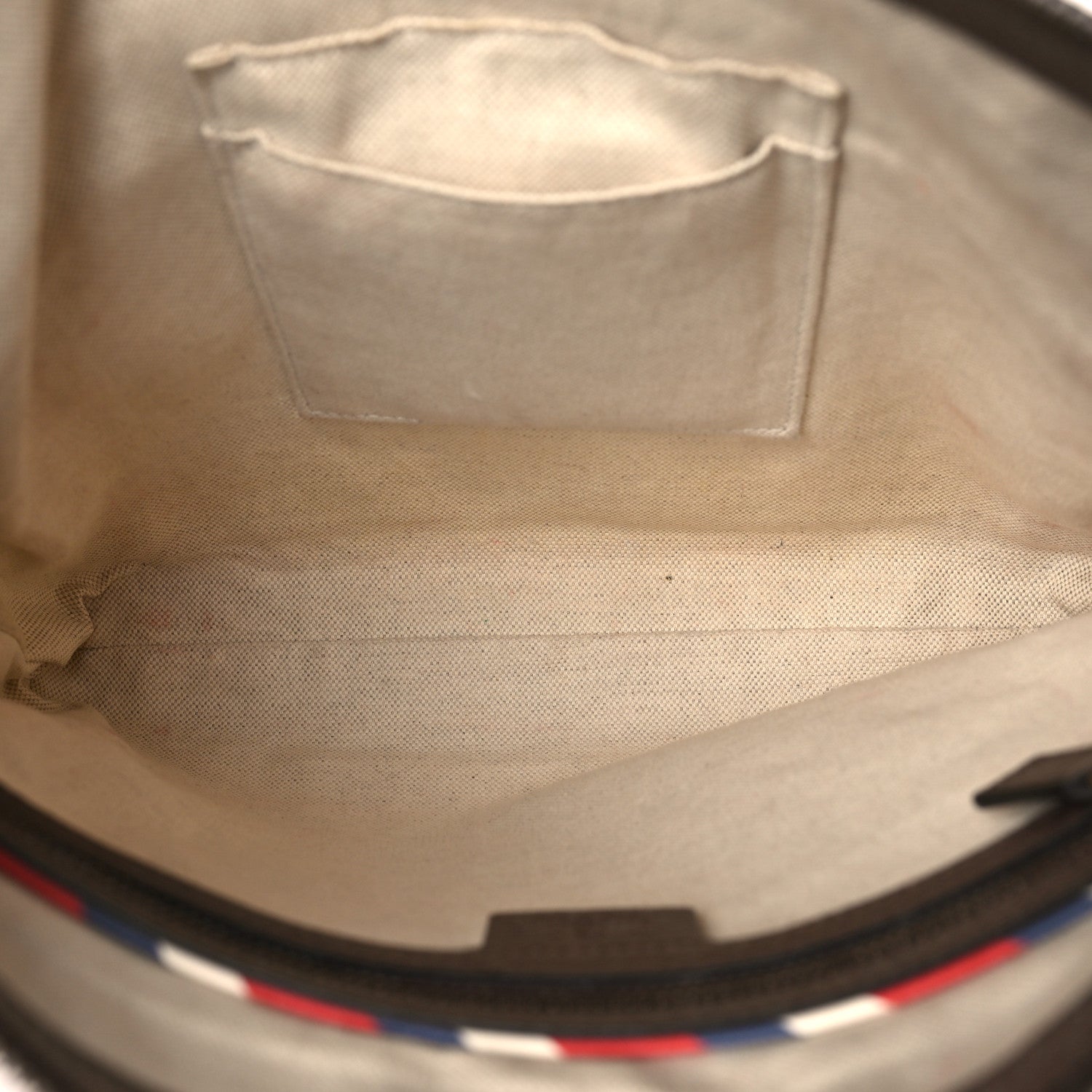 Soft GG Supreme Monogram Courrier Web Medium Flat Messenger Bag Beige New Acero Multicolor