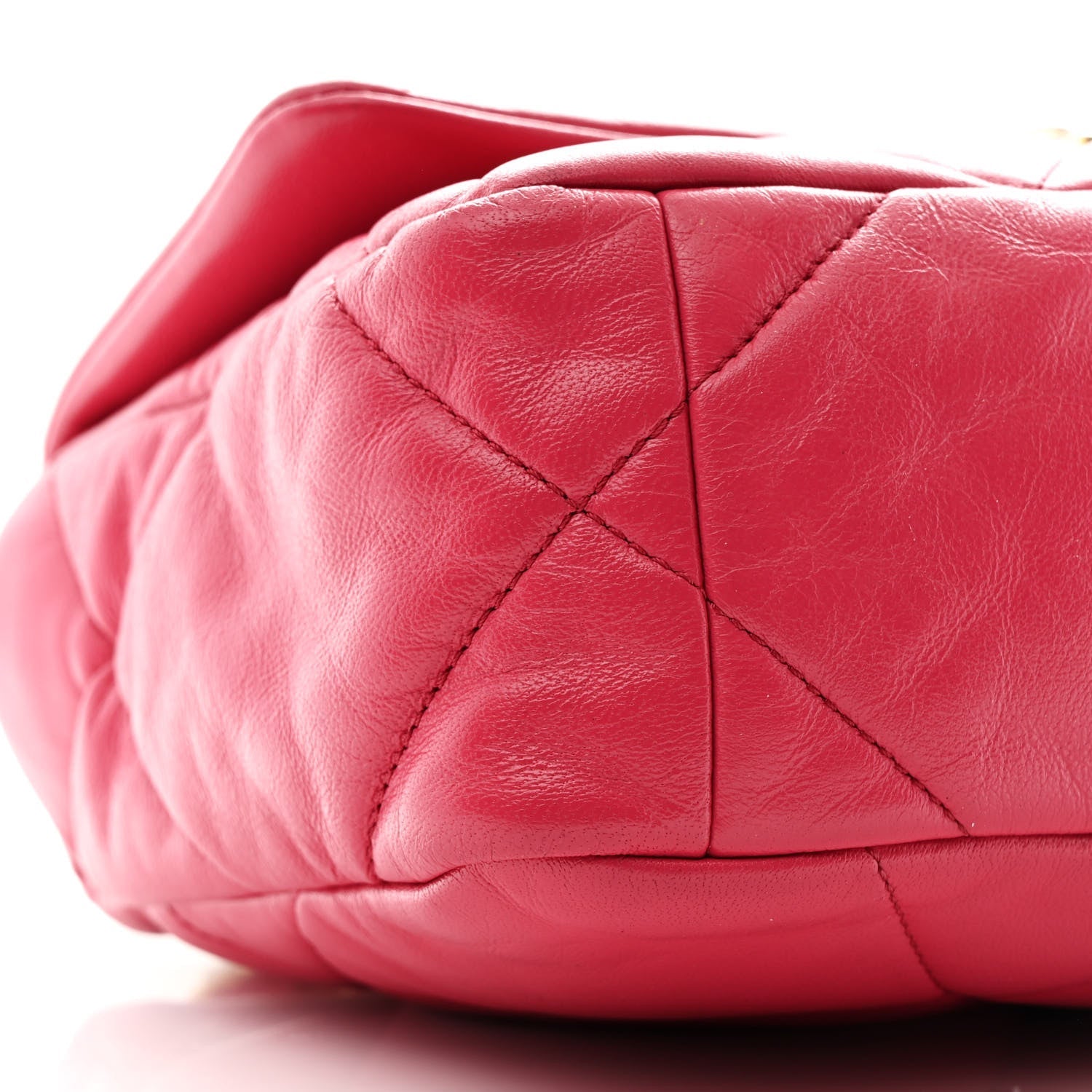 Lambskin Quilted Medium CHNL 19 Flap Dark Pink