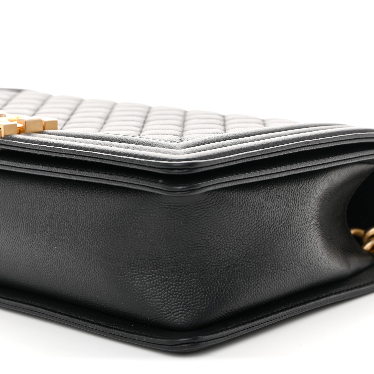 Caviar Quilted New Medium Boy Flap Black