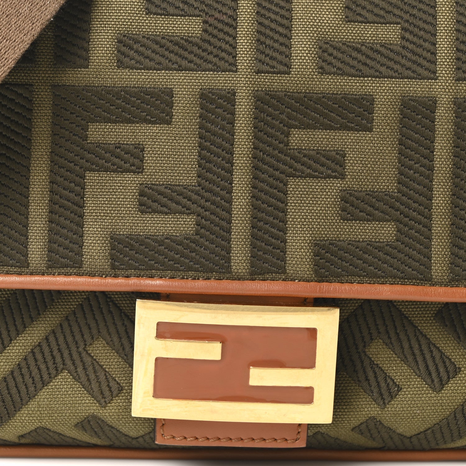 Canvas Vitello King FF Embroidered Baguette Amazzonia Cuoio