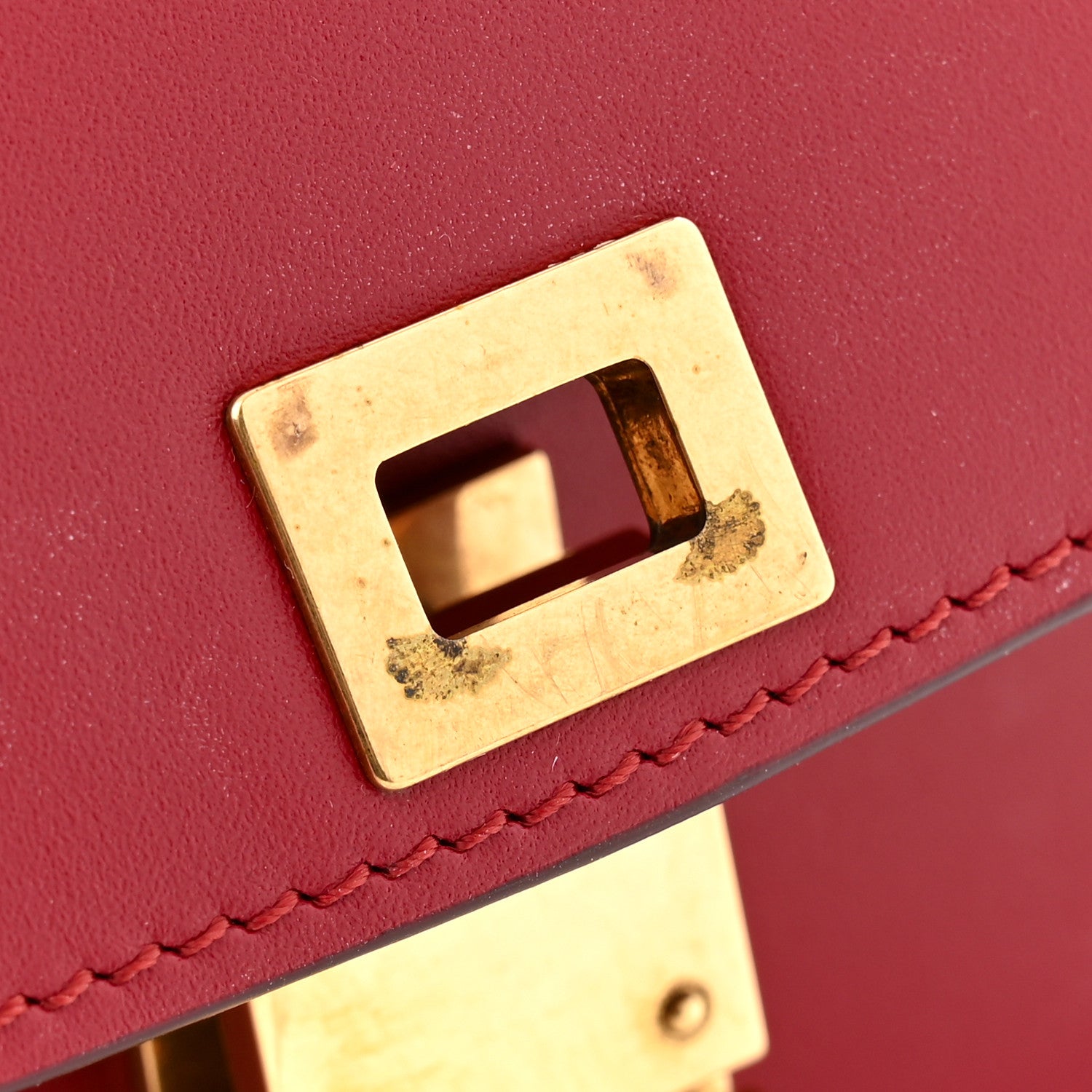 Box Calfskin Small Classic Box Flap Bag Red