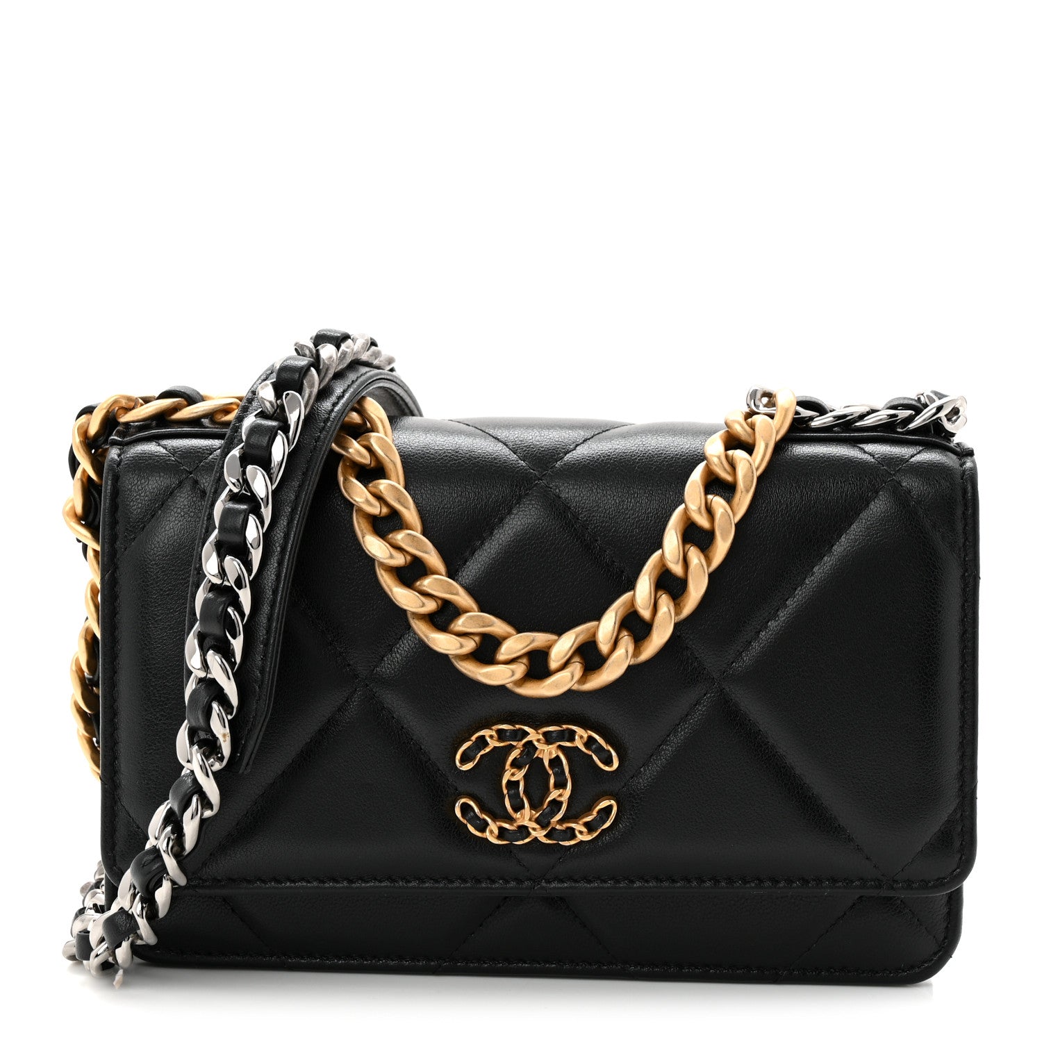 Lambskin Quilted CHNL 19 Wallet On Chain WOC Black
