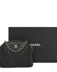 Caviar Quilted Classic Clutch With Chain Black